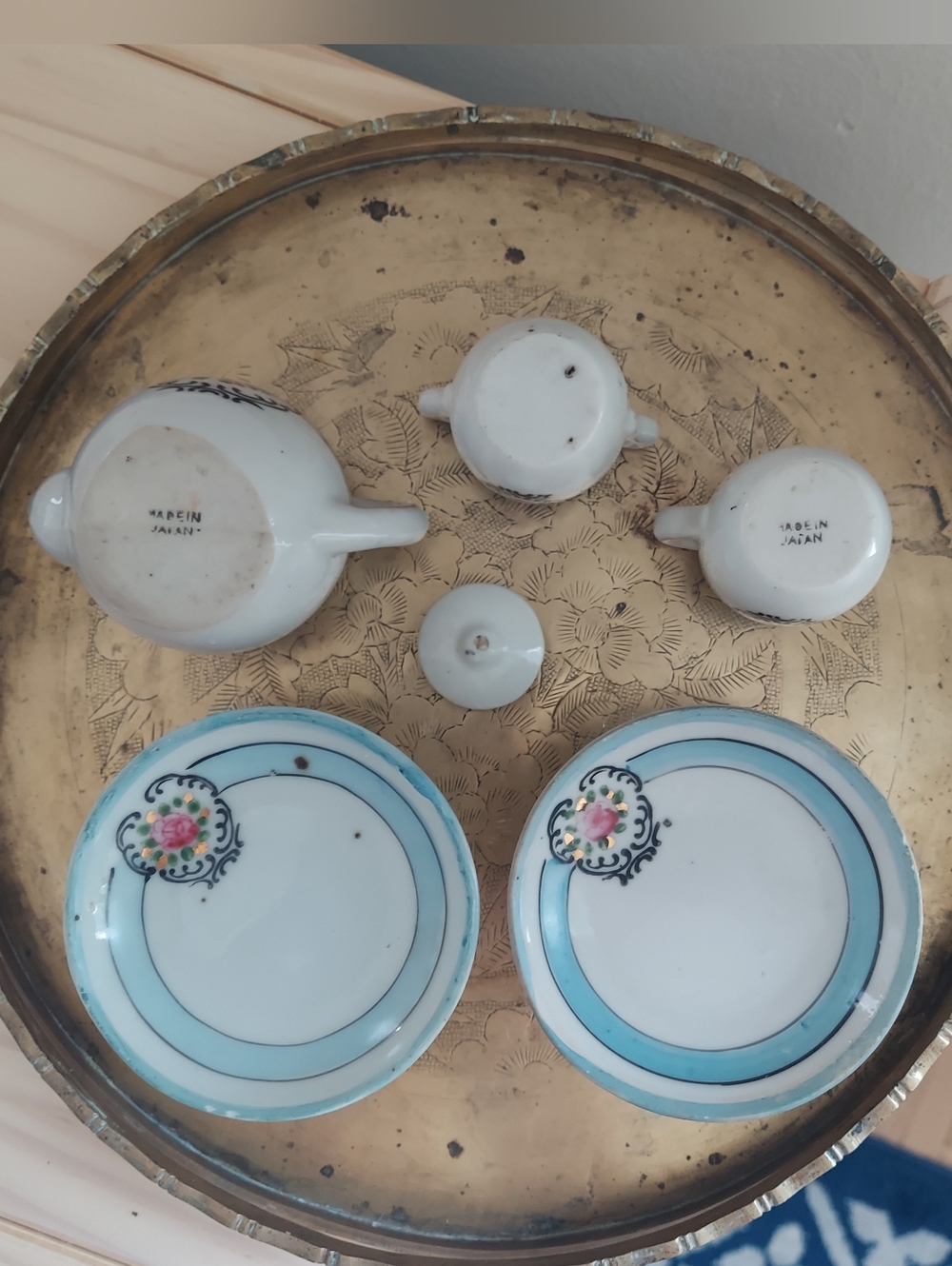 Children's Tea Set - Picture 6 of 7